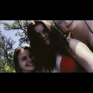 Meet your Posher, Ella